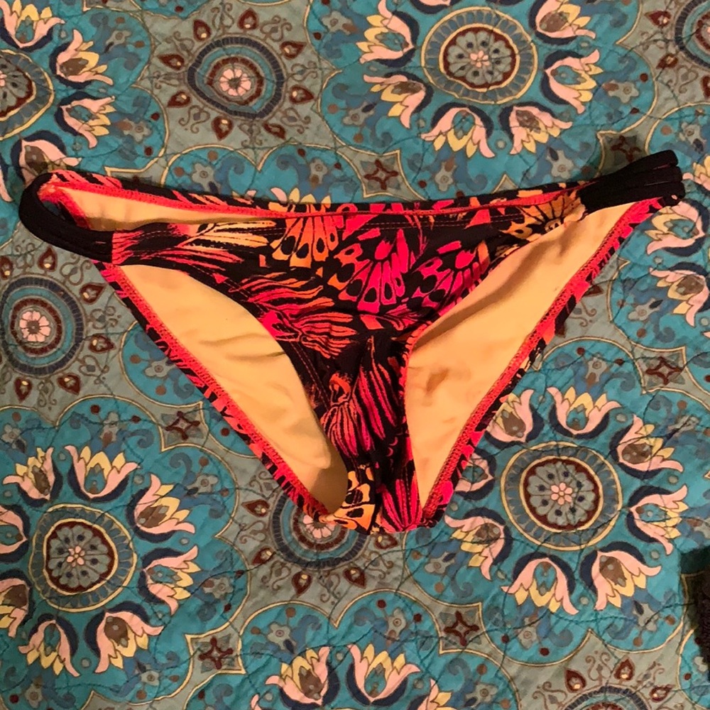 Forever 21 bikini bottoms.
